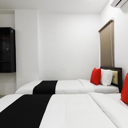 Super Mythri Hotel Near By Ecil, As Rao Nagar, Sainikpuri Maula Ali Экстерьер фото