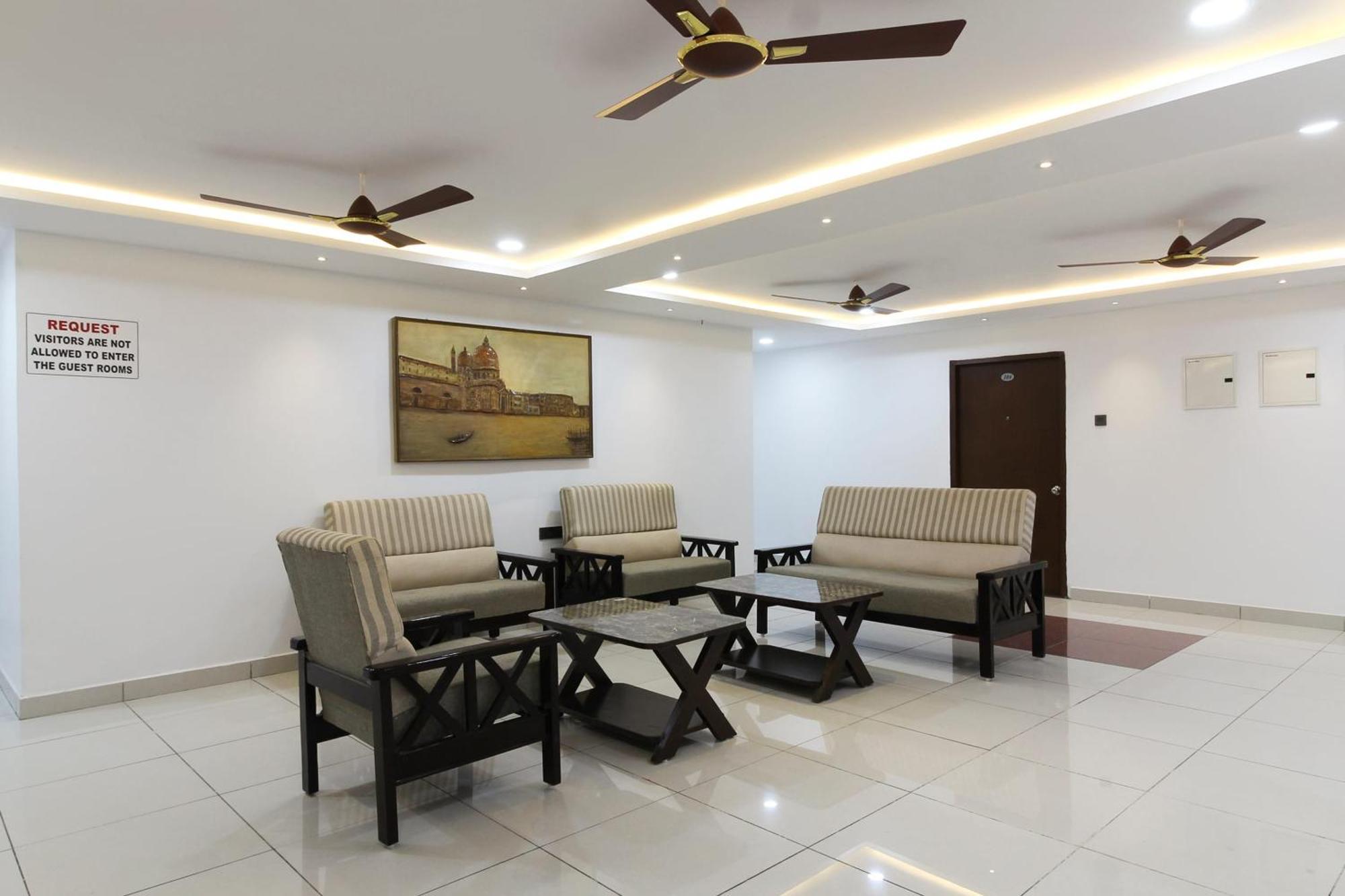 Super Mythri Hotel Near By Ecil, As Rao Nagar, Sainikpuri Maula Ali Экстерьер фото
