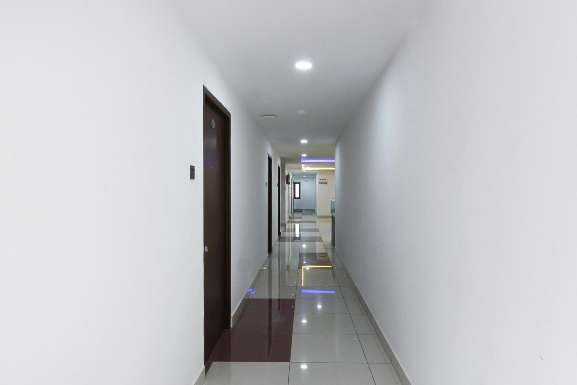 Super Mythri Hotel Near By Ecil, As Rao Nagar, Sainikpuri Maula Ali Экстерьер фото